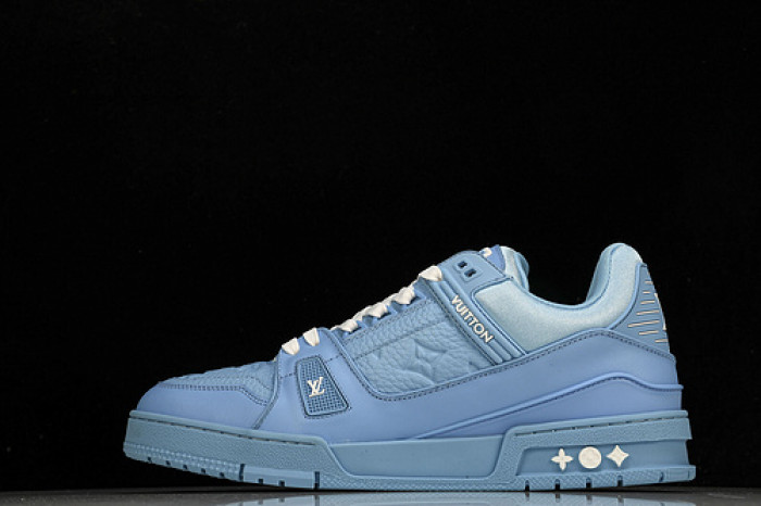 LV SNEAKER LOW  10301