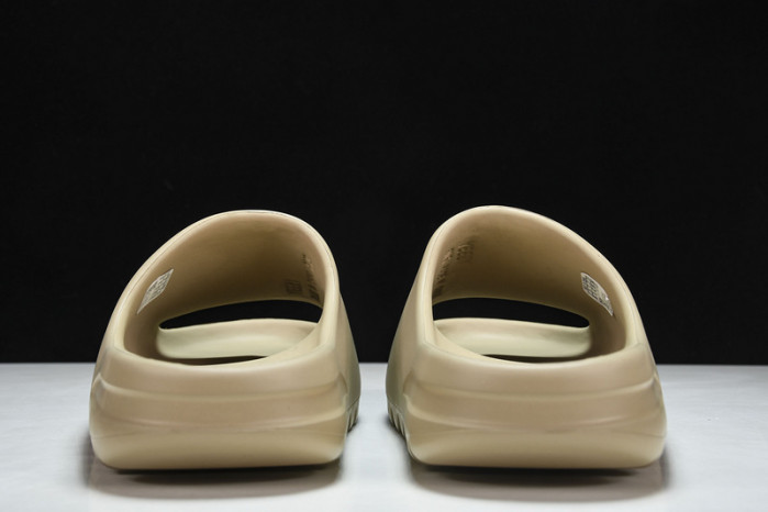 YEEZY SLIDE  GZ5554