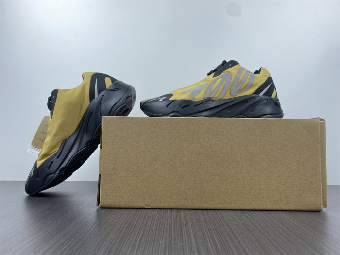 Adidas Yeezy Boost 700 MNVN Honey Flux GZ0717
