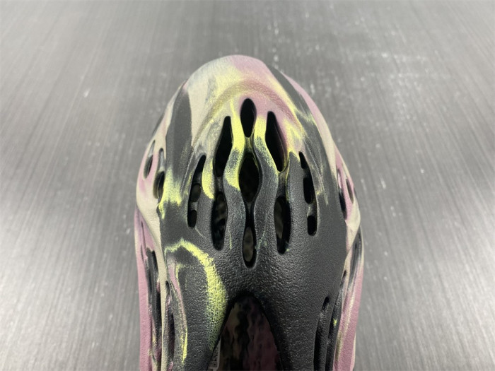 Yeezy Foam RNNR “MX CARDON" G9562