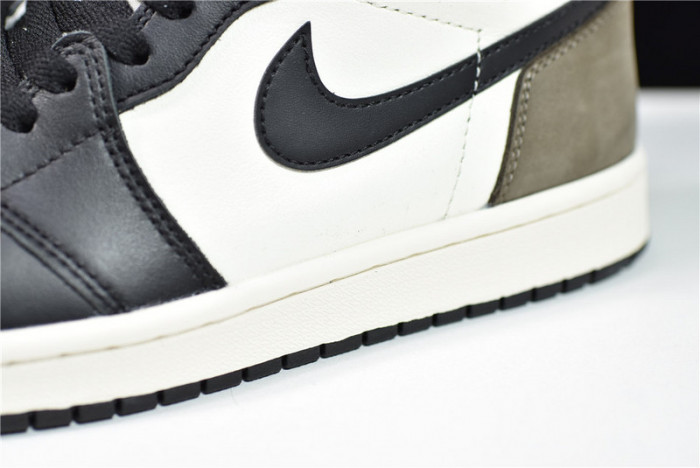 AIR Jordan 1 Retro High Dark Mocha 555088-105