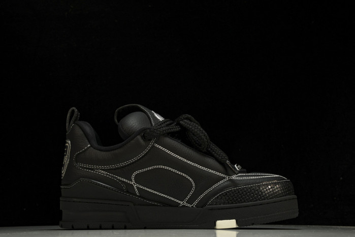 LV SNEAKER LOW   121202