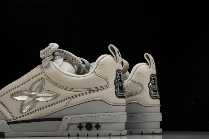 LV SNEAKER LOW  121204