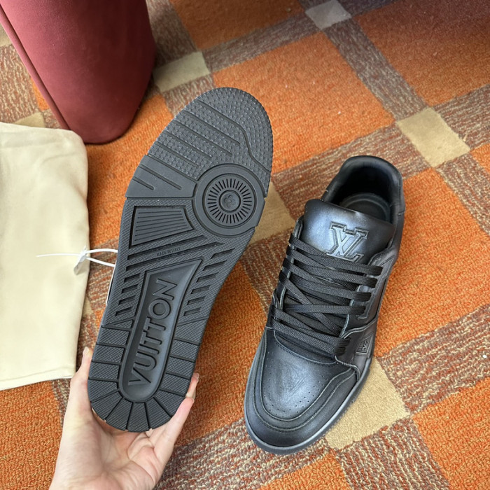 LV SNEAKER LOW FOR-LV192