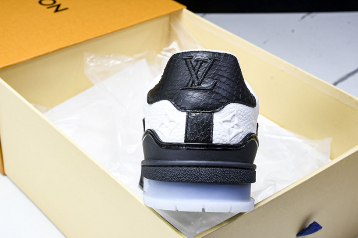 LV SNEAKER LOW FOR-LV205