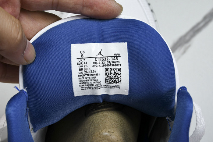 Air Jordan 3 “Wizards” CT8532-148