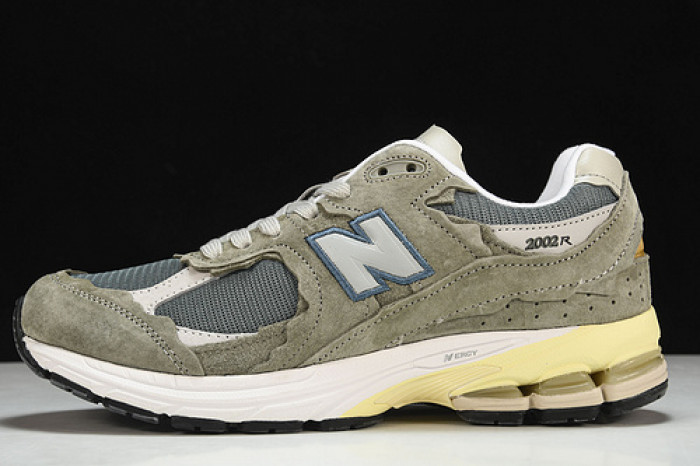New Balance yeeshoes M2002RDD