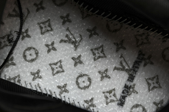 LV SNEAKER LOW FOR-LV31