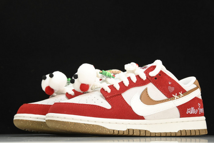 Nike Dunk Low se 85 Merry Christmas DO9457-112