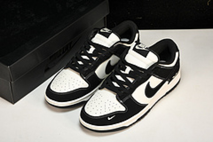 Nike Dunk Low FC1688-300