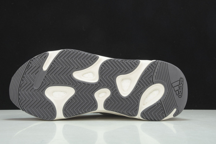 Adidas Yeezy Boost 700 V2 Cream GY7924