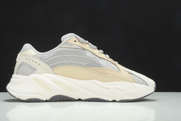 Adidas Yeezy Boost 700 V2 Cream GY7924
