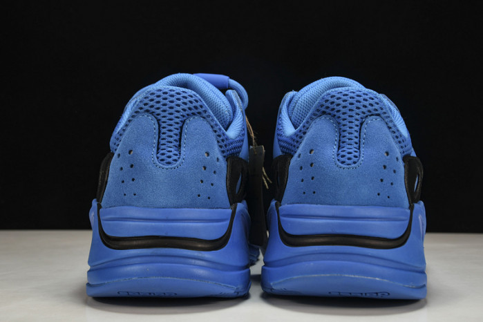 Yeezy Boost 700 "Hi-Res Blue" HP6674