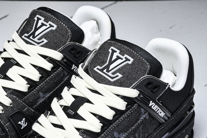 LV SNEAKER TRAINER   FOR-LV262