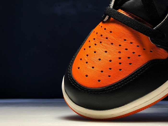 Jordan 1 Retro Shattered Backboard  555088-005