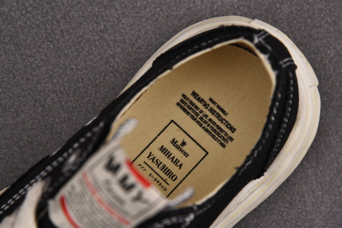 MAISON MIHARA YASUHIRO MMY002