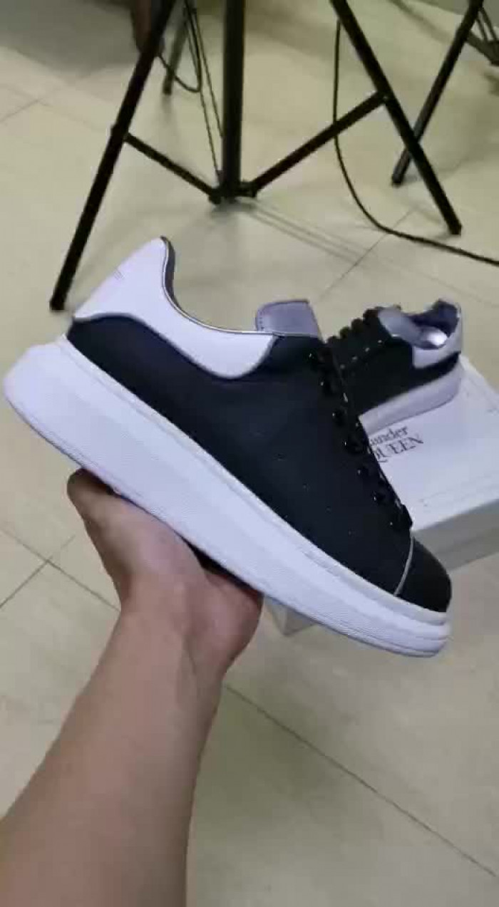 MQ Sneakers