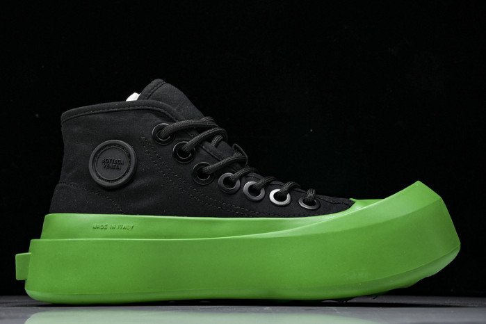 BOTTEGA VENETA  JUMBO SNEAKER