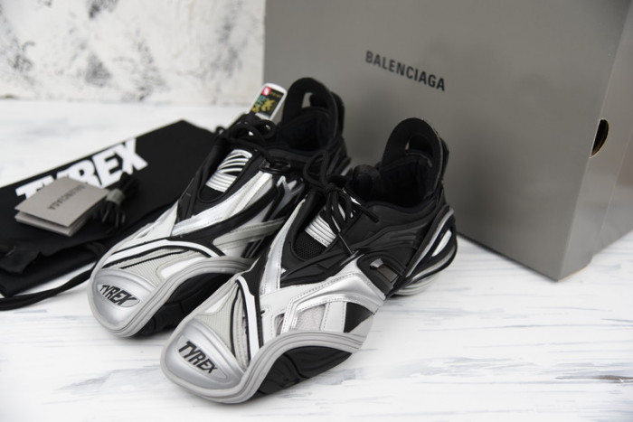 BLCG 5.0 TYREX 20SS RUNWAY 617535 W2CB1 1081