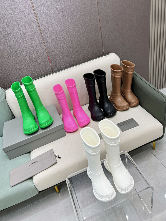 BLCG Crocs Boot  211128